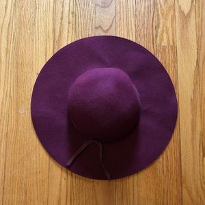 Felt hat